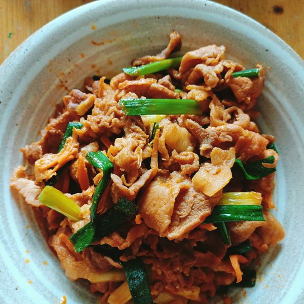 韓式辣醬蔥爆肉 : Connie一起做