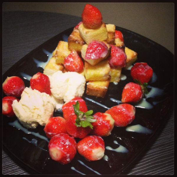 品靚上菜-[草莓就愛鷹牌煉奶]之草莓金磚：Pikey Chu 一起做