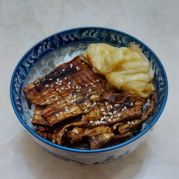 茄子鰻魚：粘粘 一起做