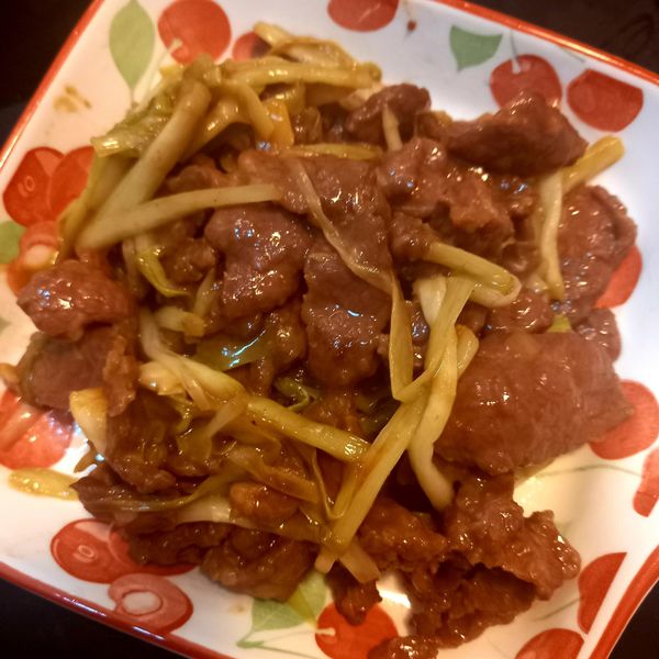 韭黃炒牛肉：butter 一起做