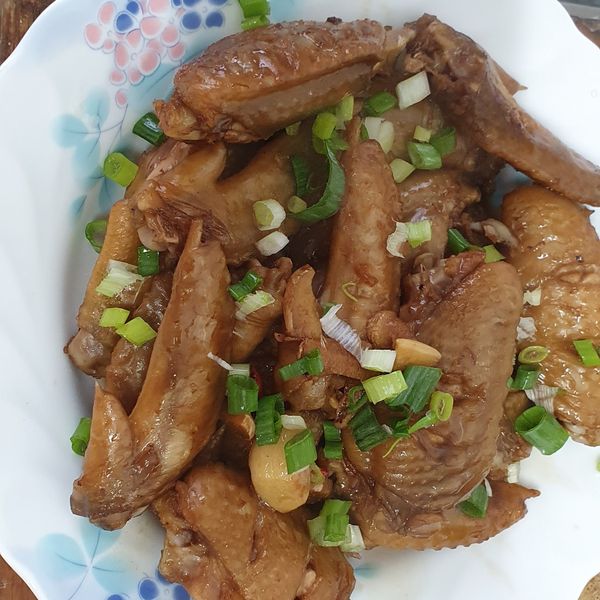 (超簡單) 可樂雞翅 : 米香一起做