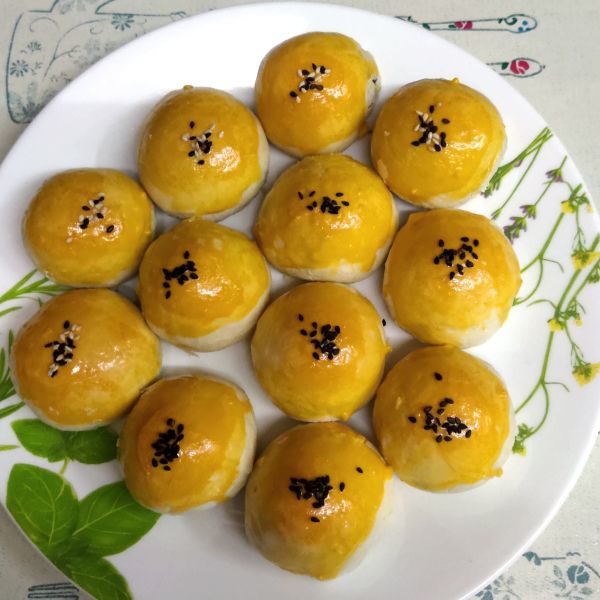 蛋黃酥：梁藍文 一起做