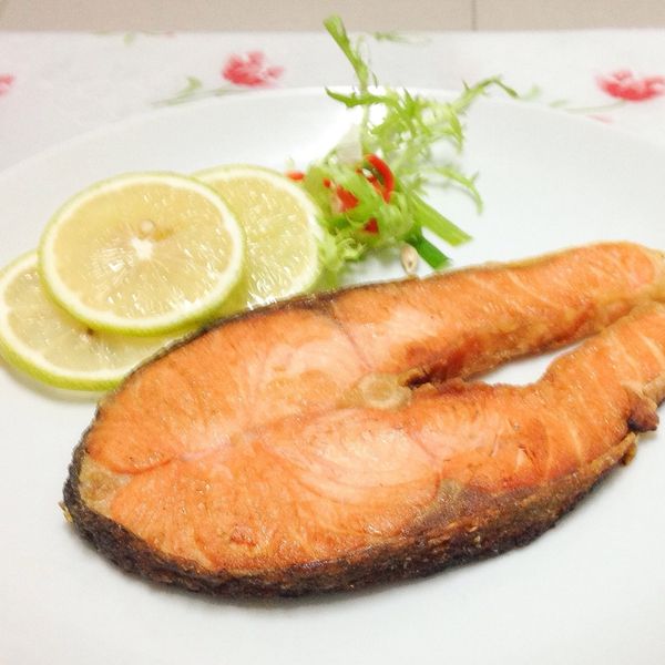 香煎鮭魚 : 林位青一起做