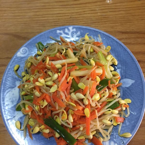 蒜香涼拌黃豆芽 : 阿蘭一起做