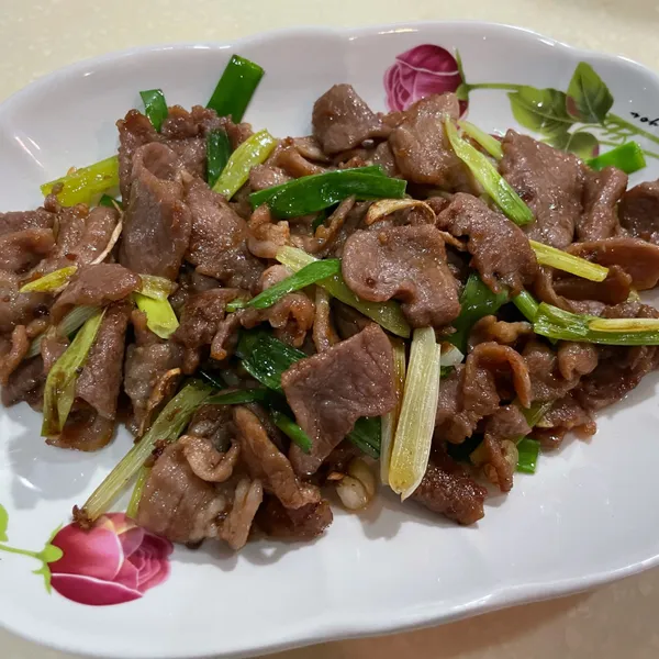 蔥爆羊肉 : Livia Chiu一起做