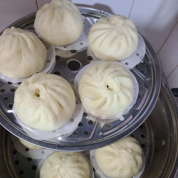 蔥燒肉包：瞳瞳 一起做