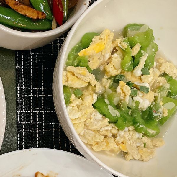 蛋炒絲瓜：tandy 一起做