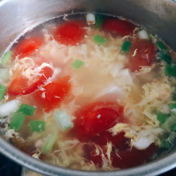 蕃茄蛋花湯：Wendy  一起做