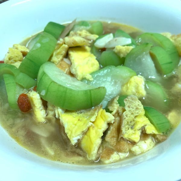 滑蛋枸杞絲瓜(蔬食家常菜)：Lisa 一起做