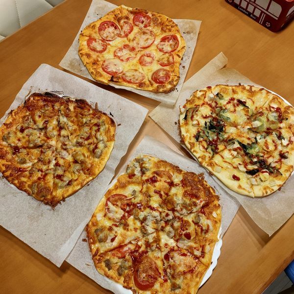 自製披薩皮 : 徐淑萍一起做