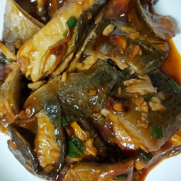 瑪莉廚房：醬燒虱目魚皮 : sweety一起做
