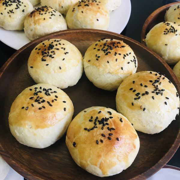 蛋黃酥 : 彎一起做