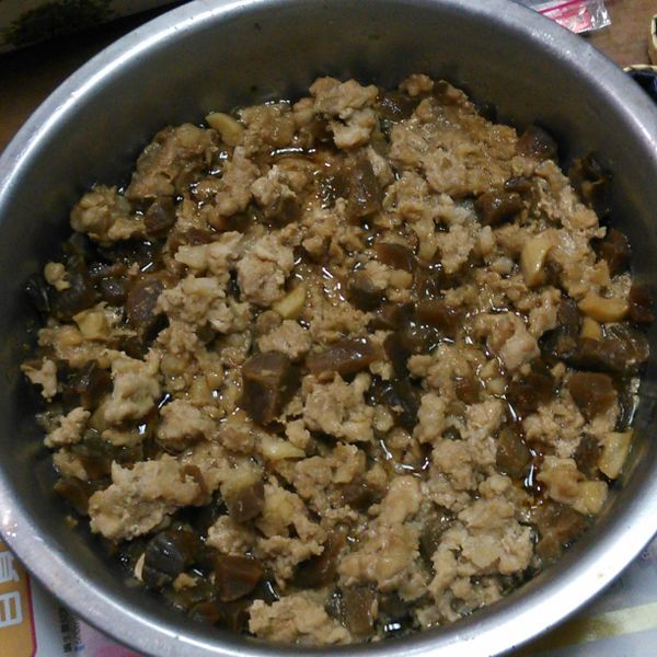 LC鍋~~家常瓜仔肉 : 廖燕玲一起做