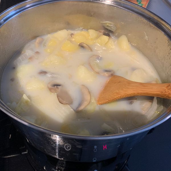 馬鈴薯洋菇濃湯 : 黃若瑀一起做