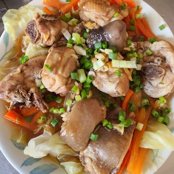 高麗菜悶雞 清甜湯汁超爽口(電鍋菜)：蔡小蓉 一起做