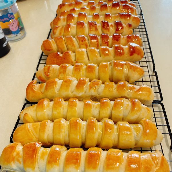 可愛的毛毛蟲麵包 : Ling Huang一起做