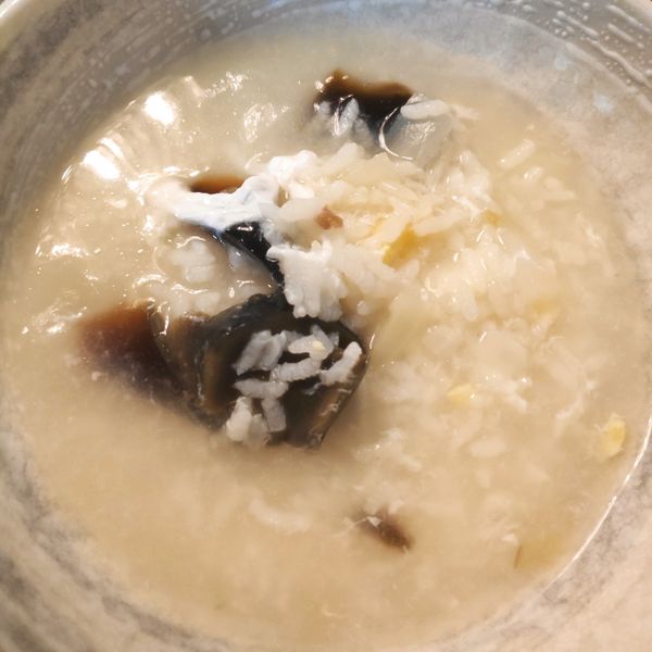 豬骨混蛋瘦肉粥 : Novia Shih一起做