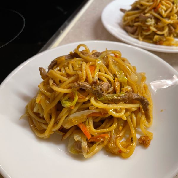 經典台式肉絲炒麵(超好吃) : 梯哪一起做