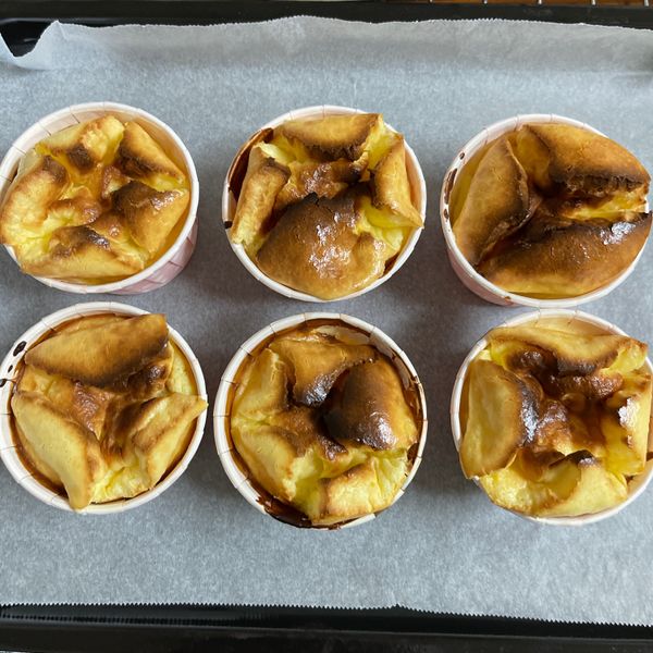 巴斯克乳酪杯子蛋糕：鄭倢宜 一起做