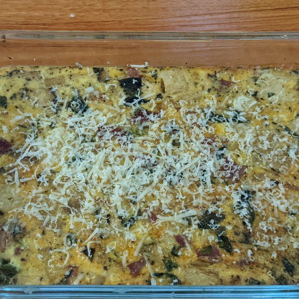 鐵鑄鍋料理-培根杏鮑菇菠菜烘蛋 : 卡蘿一起做