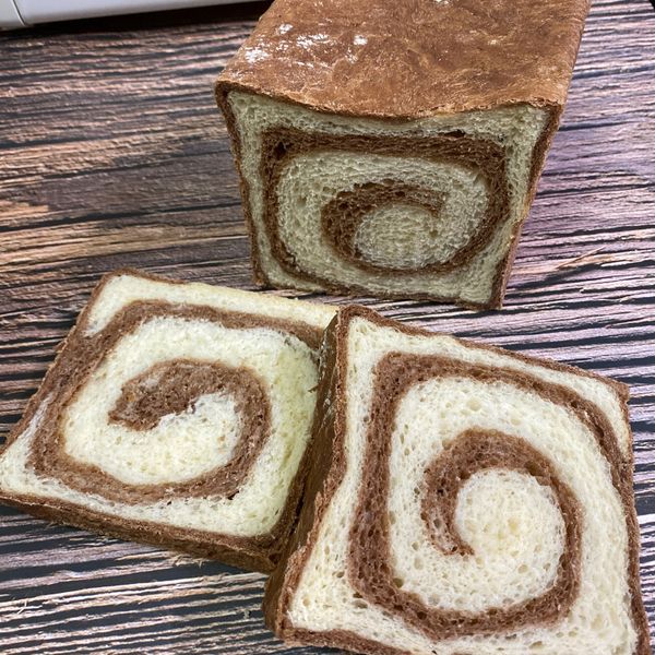 雙色鮮奶吐司 : 芬❤️一起做