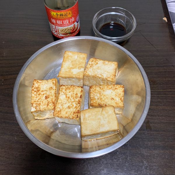 煎豆腐 : Ruby Ma一起做