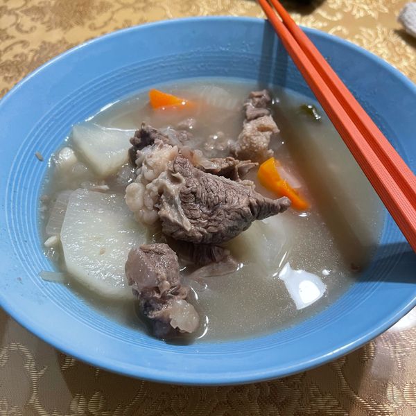 清燉牛肉湯（電鍋版）：YiYa Zheng 一起做