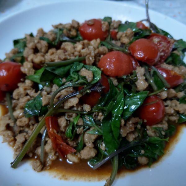 泰式打拋豬：Eva Lee 一起做