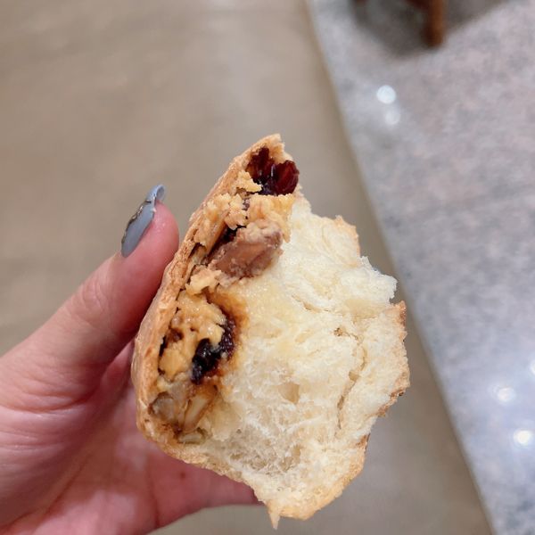 蔓越莓乳酪麵包 : 黃玲虹一起做