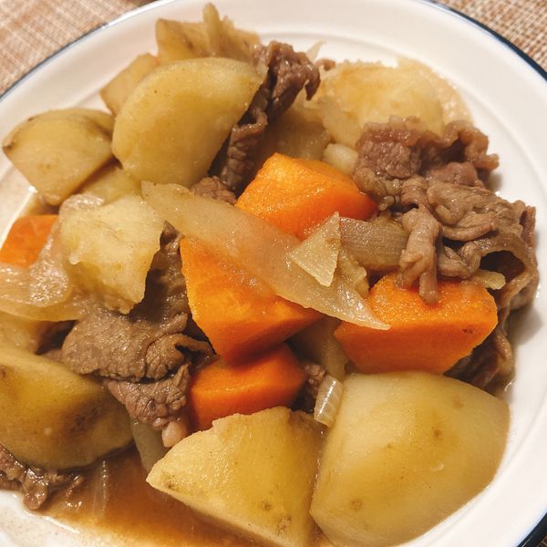 紅蘿蔔馬鈴薯燉肉：Winnie Cheng 一起做