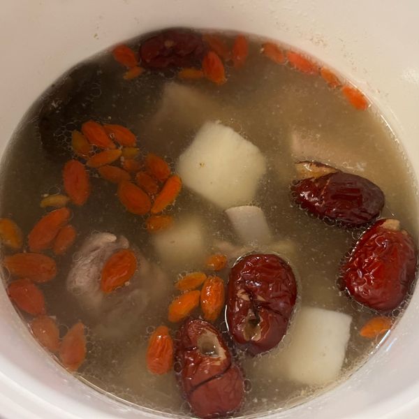 山藥排骨湯 : Vivi Chen一起做