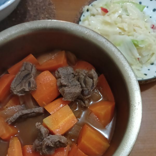 紅酒燉牛肉 : Pon Pon Lee一起做