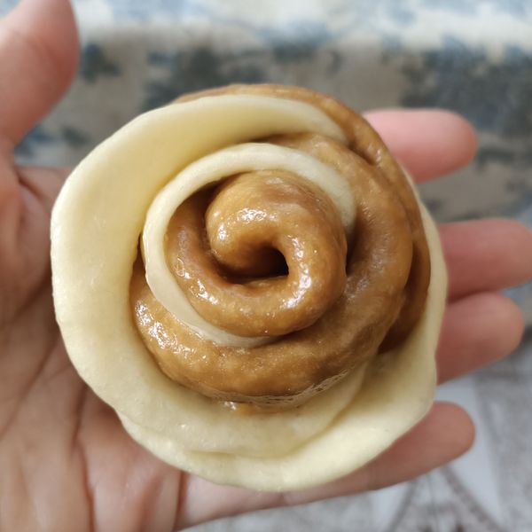 黑糖雙色玫瑰饅頭 (電鍋版) : 許麗君一起做