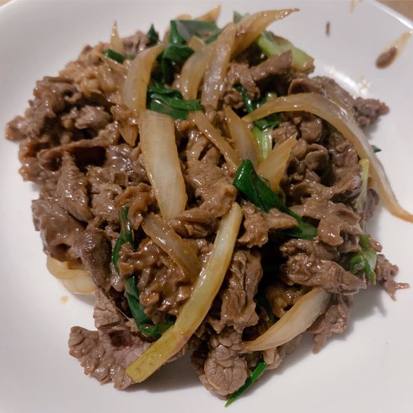 蔥爆牛肉 : Vivian Yang一起做