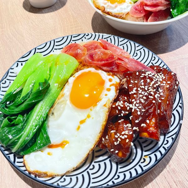 高昇排骨。開運年菜 : 草莓慕斯一起做