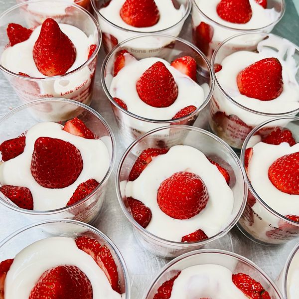 【免烤箱】特濃草莓生乳酪蛋糕:四寶媽咪愛😘料理 一起做