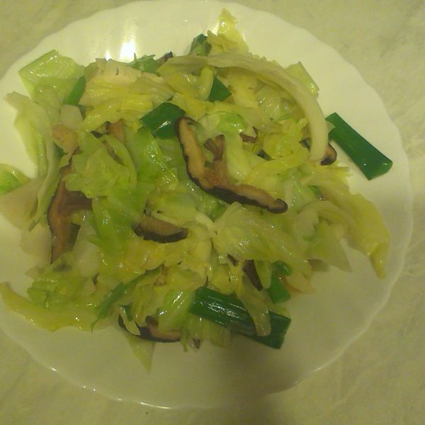 炒開陽香菇高麗菜 : Mindy Chou一起做