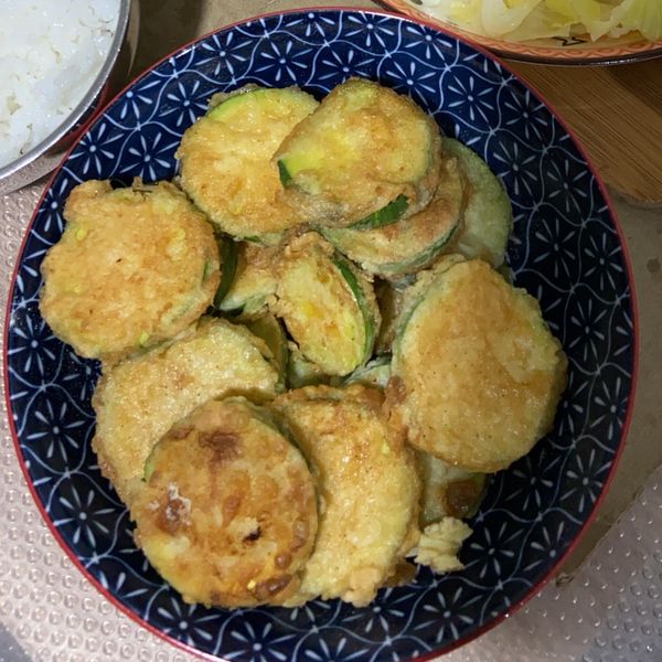 韓劇常常出現的「韓式蛋香櫛瓜」 : 丘丘小廚房一起做