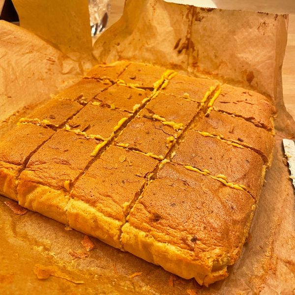 鹹蛋芝士肉鬆古早味蛋糕:jj 一起做