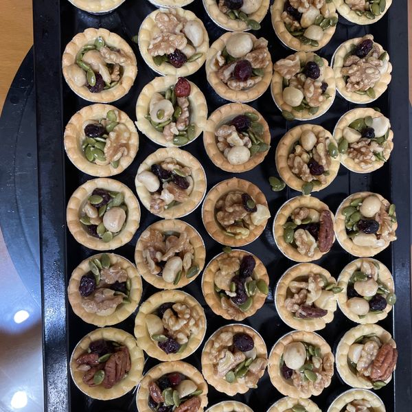 undefined：Hannity 一起做