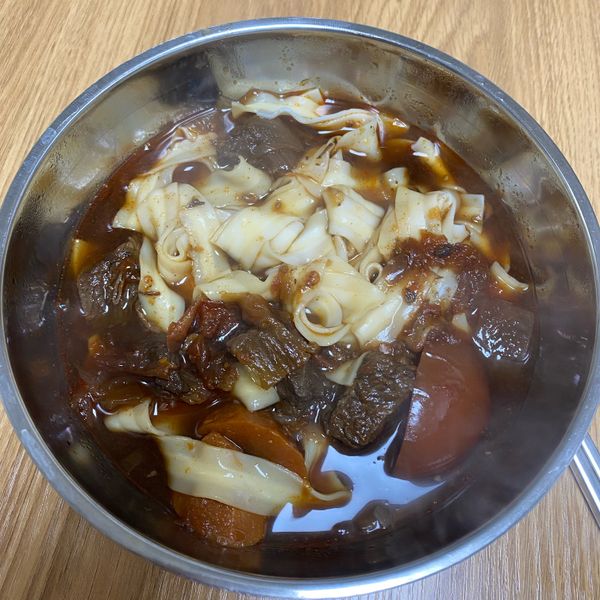 紅燒蕃茄牛肉麵*電鍋料理 : Katherine Lin一起做