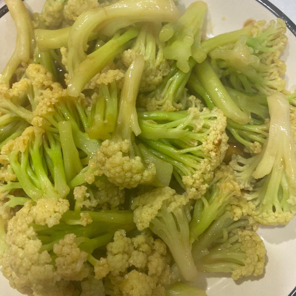 咖哩粉炒白花椰菜 : Madge Lin一起做