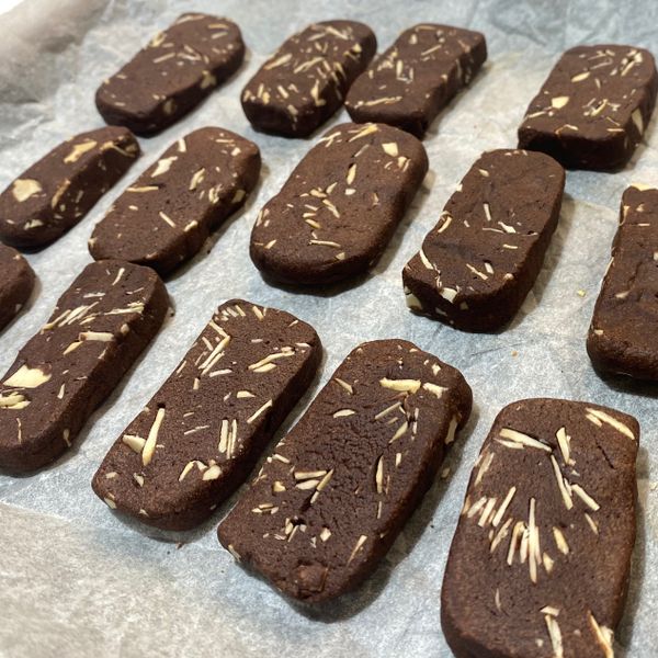 巧克力杏仁餅乾：文欣 一起做