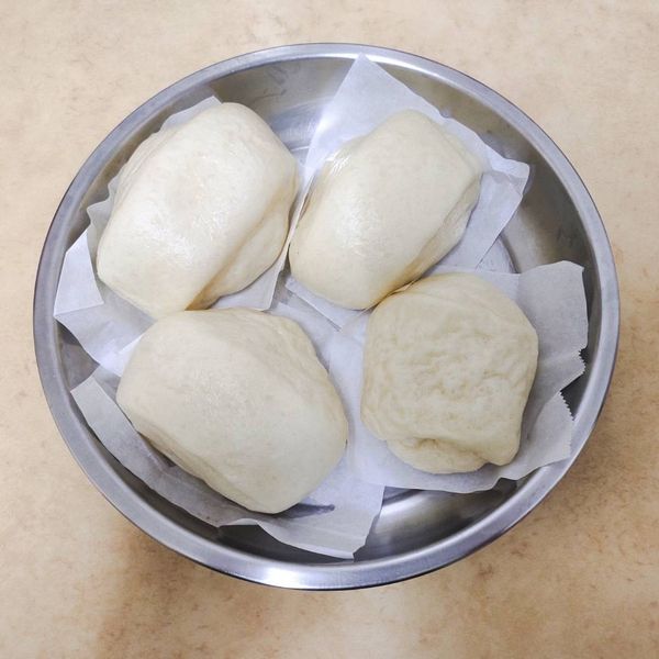 鮮奶饅頭 : 魷魚一起做