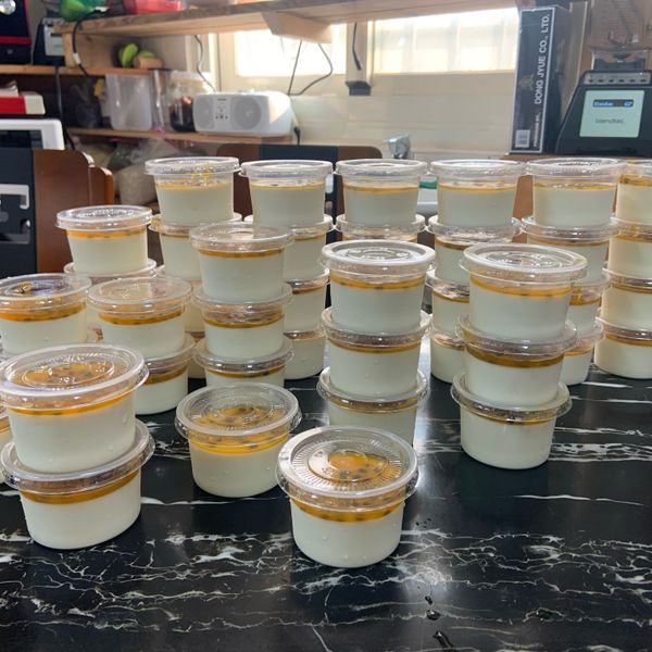 [親子料理] 百香果鮮奶酪 : 愛一起做