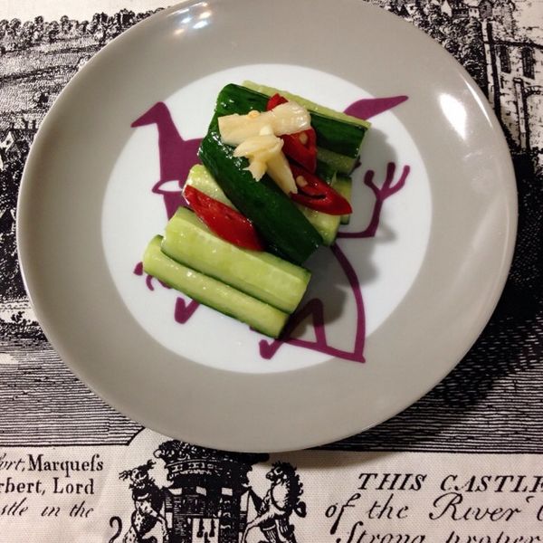 涼拌小黃瓜 : Lanlan Chen一起做