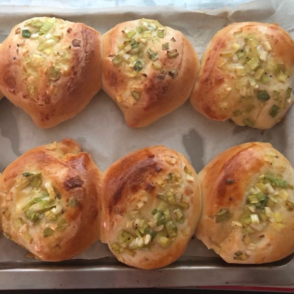 香蔥鹹麵包：小吉小吉 一起做