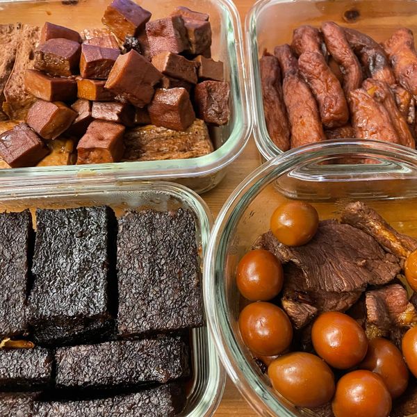 ღ小吟愛做菜ღ 夜市小吃~東山鴨頭-滷味 : 亮菁菁一起做