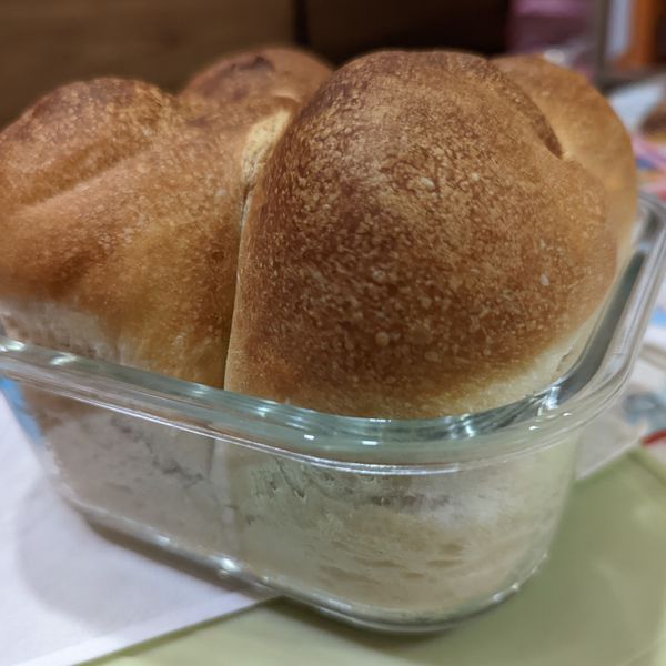 隔夜中種法牛奶吐司超級柔軟隔天還是很濕潤 : 黃惠鈴一起做