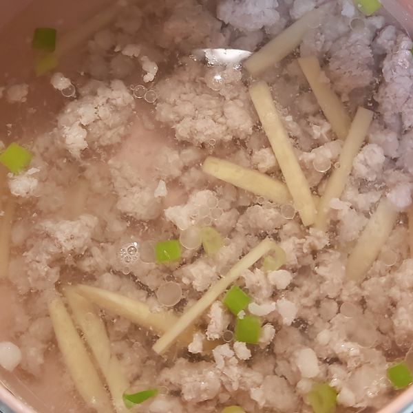 薑絲瘦肉湯│熊貓眼女孩 : 霓娜一起做